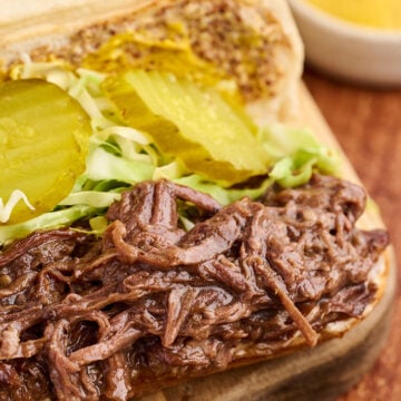 Slow Cooker Roast Beef Debris Po’ Boys